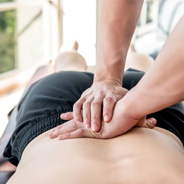 Why Chiropractic Is A Safer Alternative To Opioids